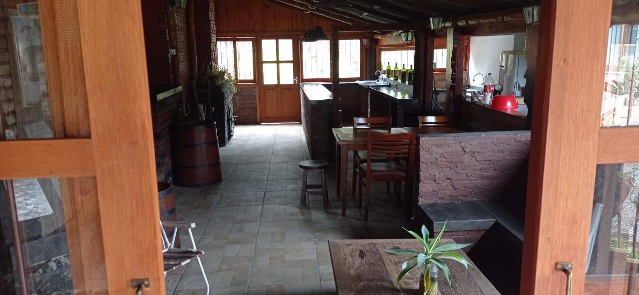 Chácara à venda com 3 quartos, 240m² - Foto 30
