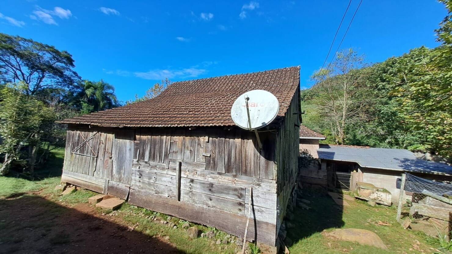 Fazenda à venda com 3 quartos, 16800m² - Foto 24