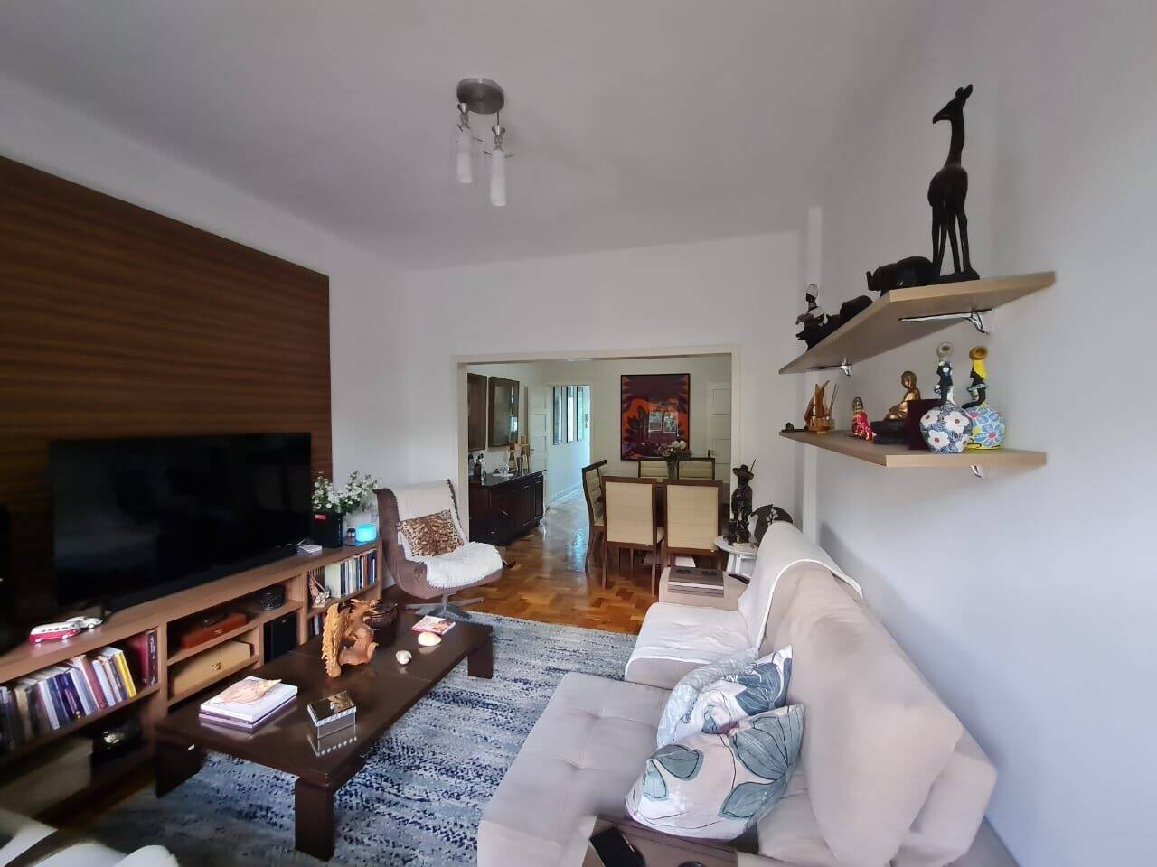 Apartamento à venda com 2 quartos, 127m² - Foto 11