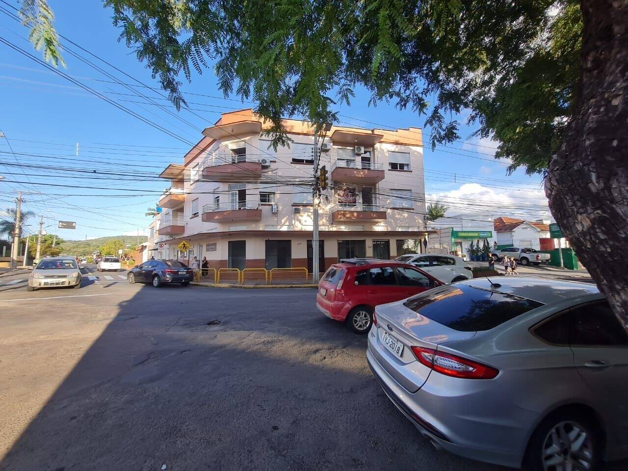 Apartamento à venda com 2 quartos, 127m² - Foto 30