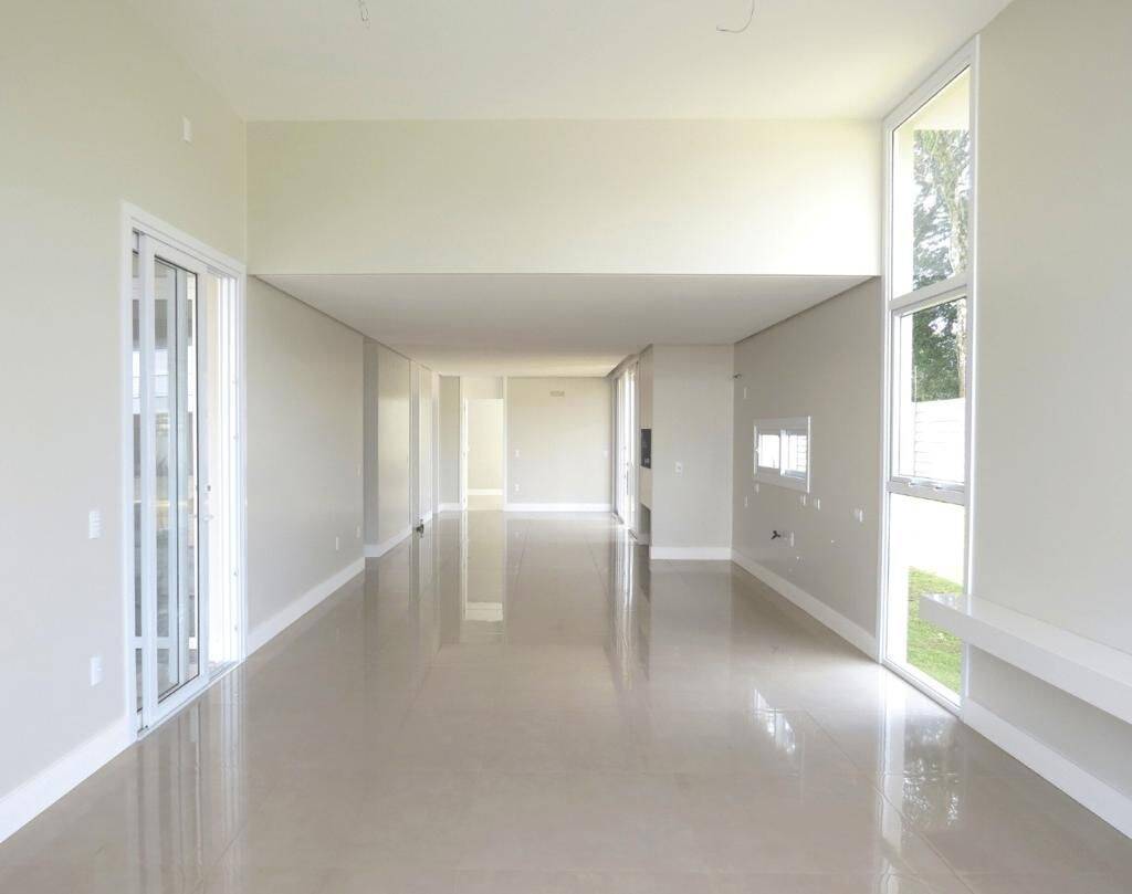 Casa para alugar com 3 quartos, 180m² - Foto 6