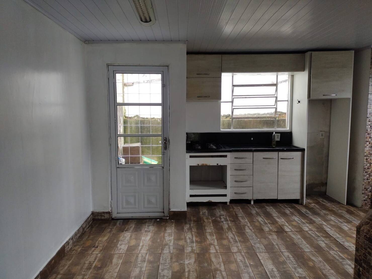 Casa, 2 quartos, 80 m² - Foto 1