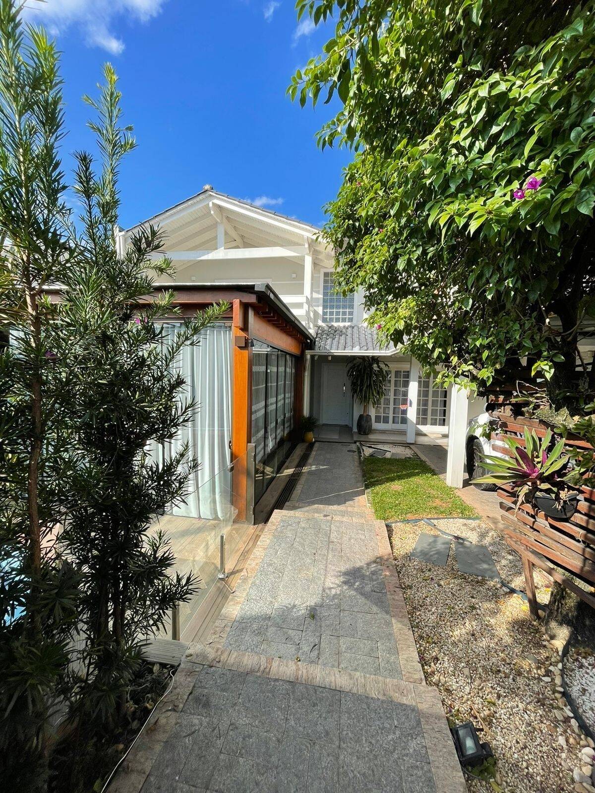 Casa, 3 quartos, 209 m² - Foto 2