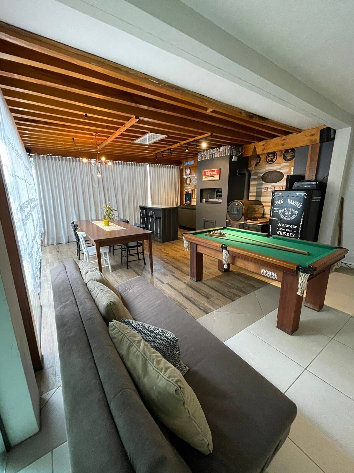 Casa, 3 quartos, 209 m² - Foto 4