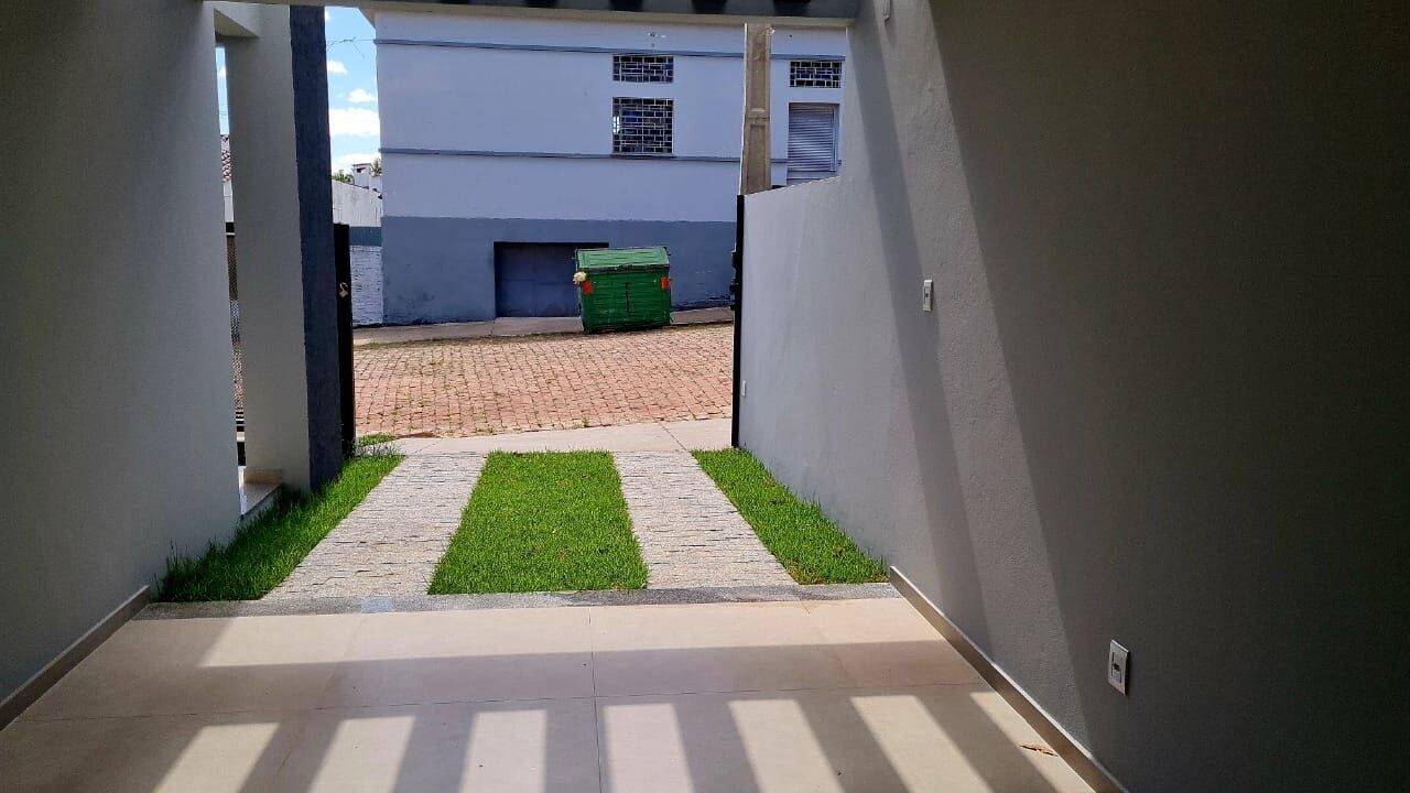 Apartamento à venda com 3 quartos, 132m² - Foto 3