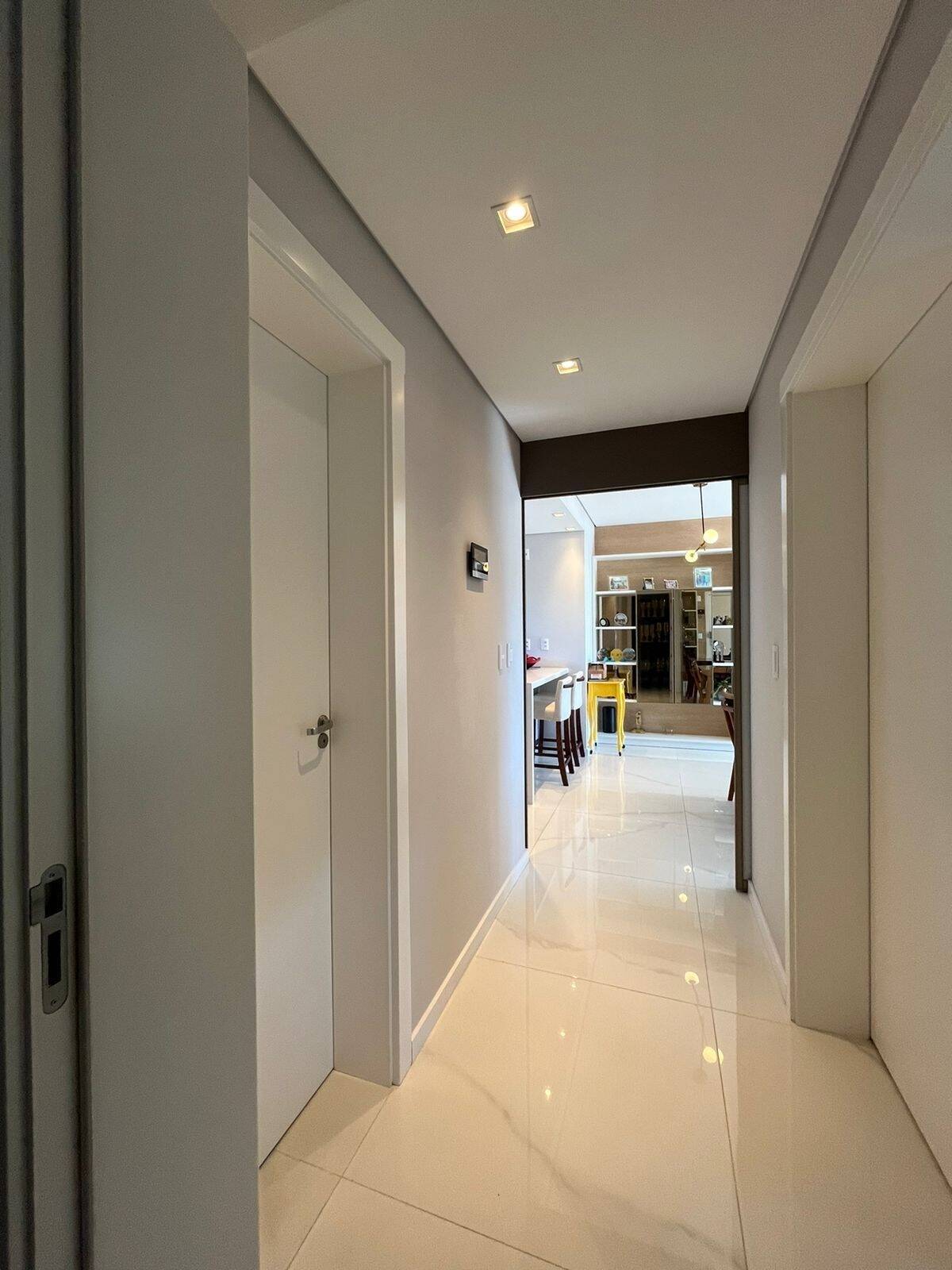 Apartamento à venda com 3 quartos, 126m² - Foto 5