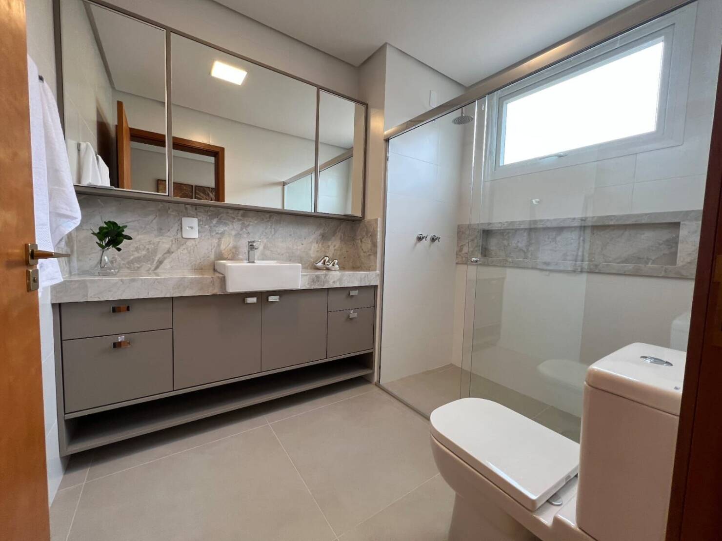 Apartamento, 2 quartos, 83 m² - Foto 1