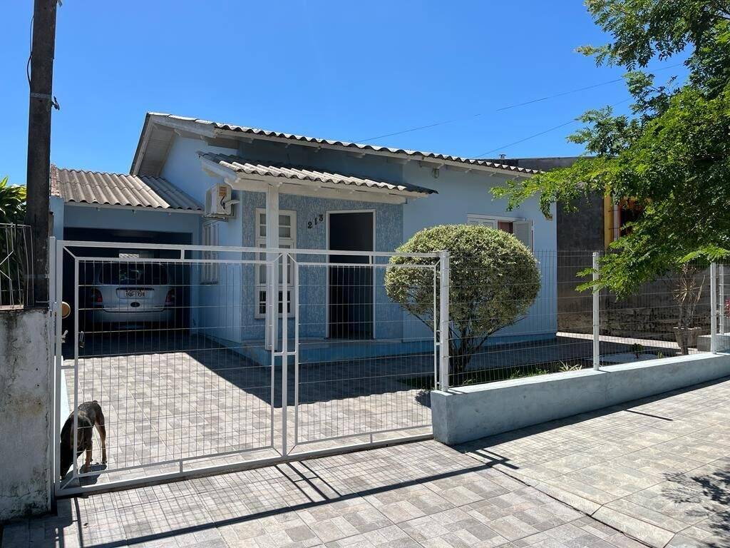 Casa à venda com 3 quartos, 111m² - Foto 4