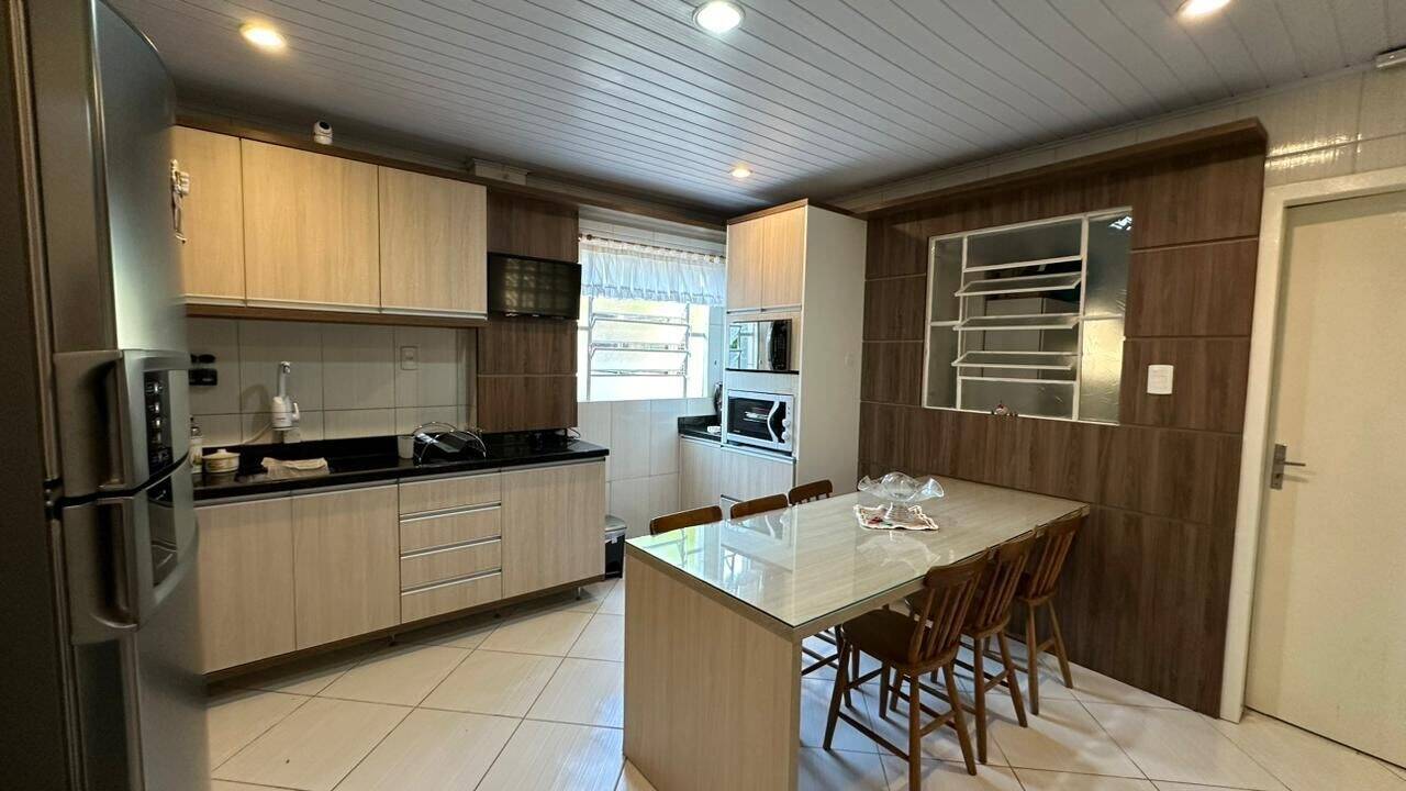 Casa, 3 quartos, 108 m² - Foto 3