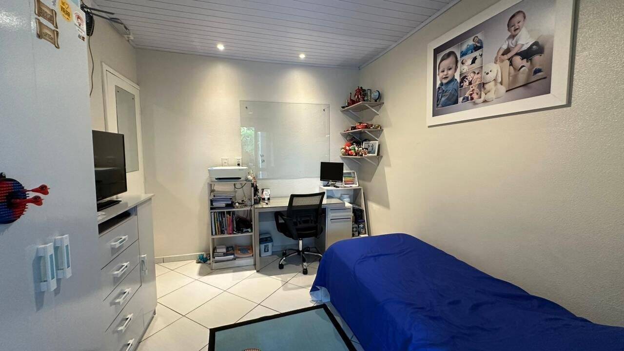 Casa, 3 quartos, 108 m² - Foto 1