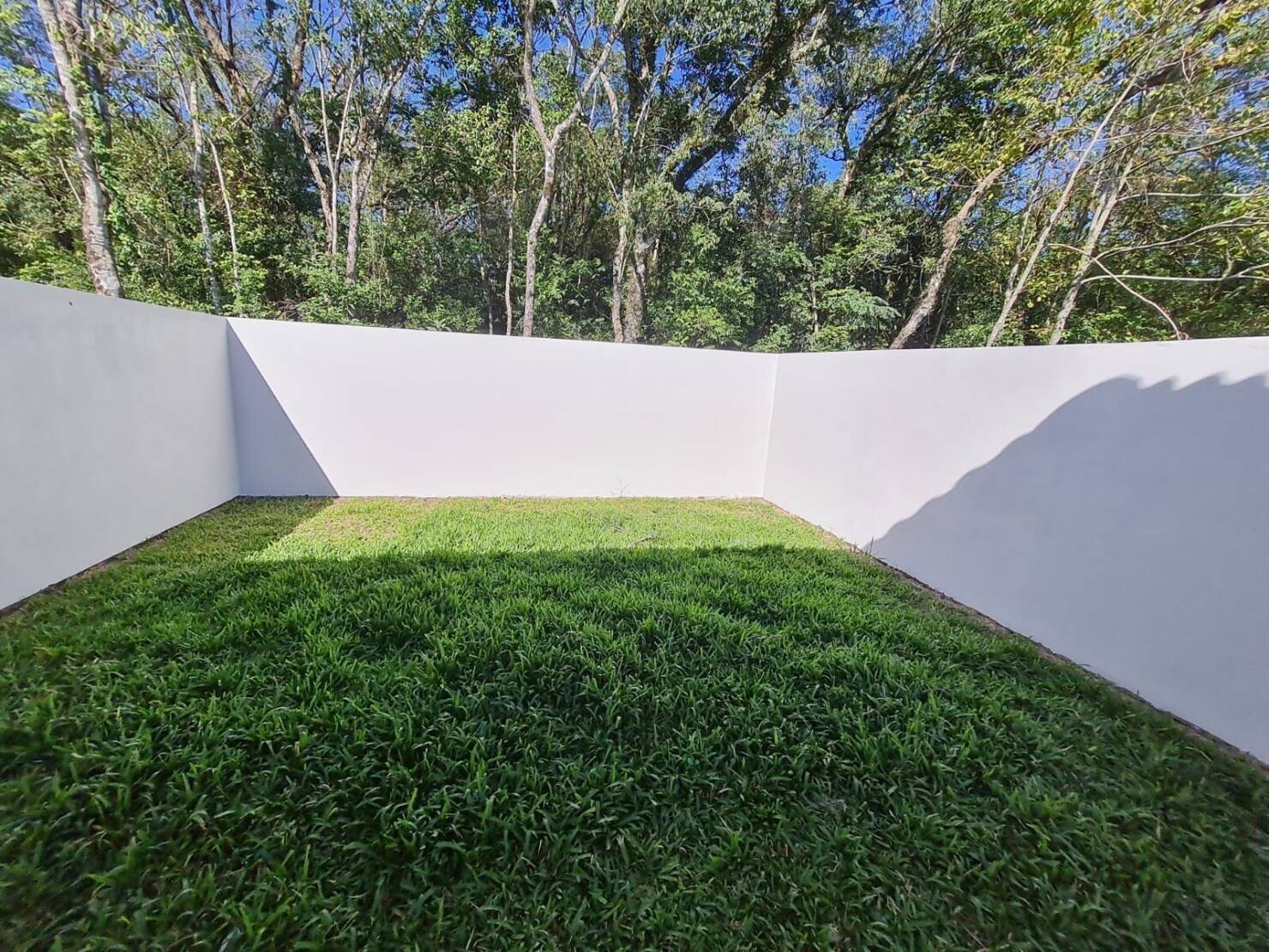 Casa à venda com 2 quartos, 80m² - Foto 2