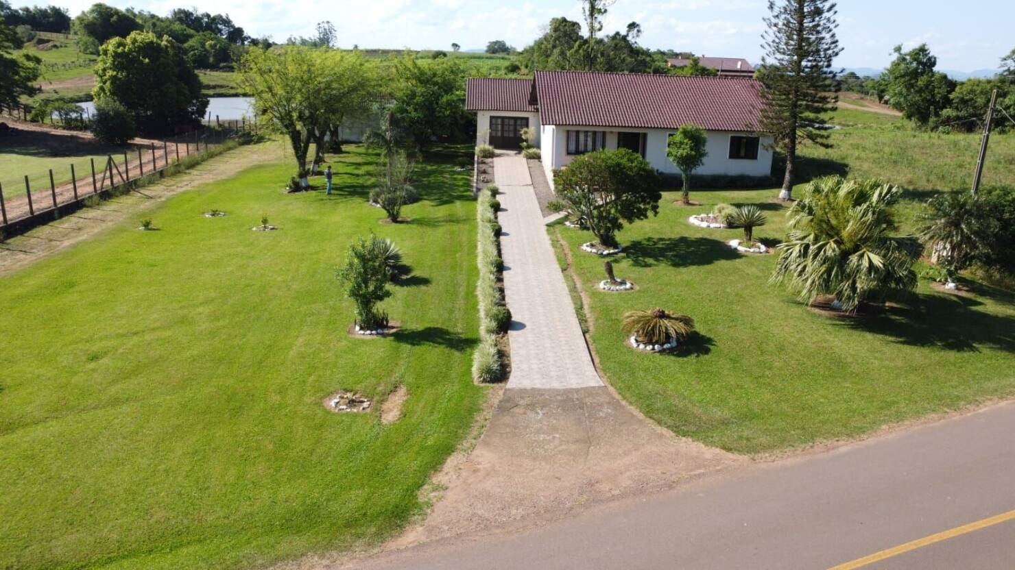 Sítio, 3 quartos, 6 hectares - Foto 1